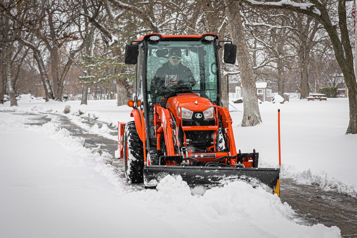 STB05 SERIES SNOW TRIP BLADES